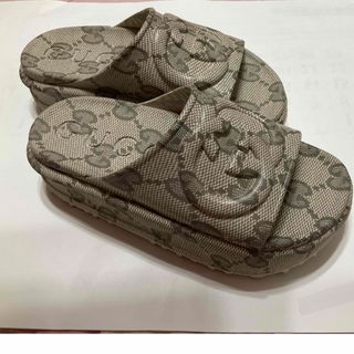 グッチ(Gucci)の本物希少　GUCCIスライドサンダル　GG柄　34(サンダル)