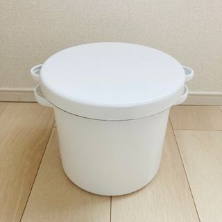 ノダホーロー(野田琺瑯)のBONIQ 野田ホーロー ラウンドストッカー 21cm WRS-21(容器)