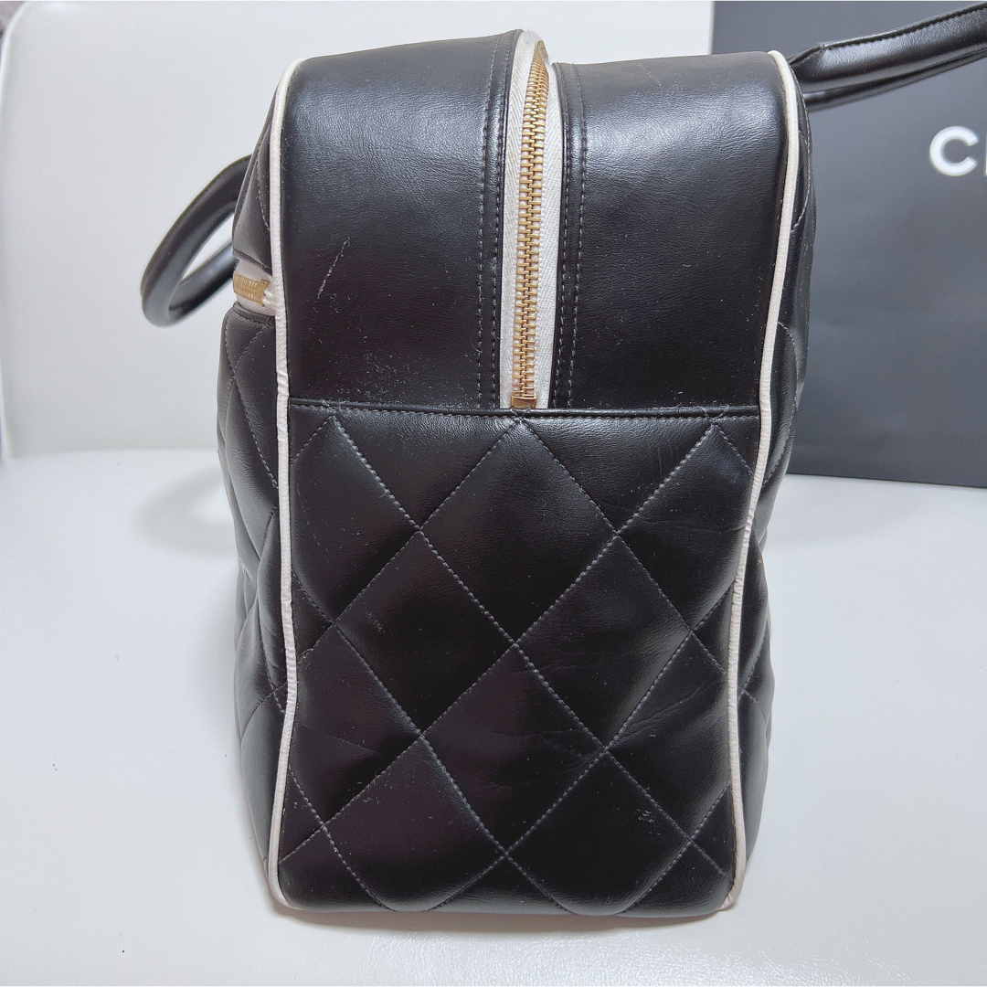 CHANEL(シャネル) スポーツライン マトラッセ ロゴ ボストンバッグ CHANEL(シャネル) スポーツライン マトラッセ ロゴ ボストンバッグ
