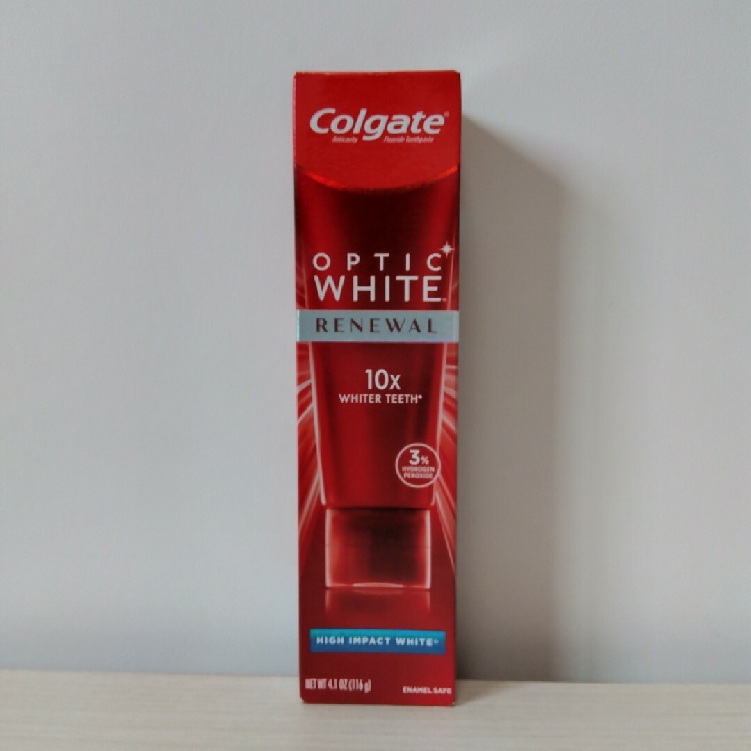 コルゲート オプティックホワイト Colgate  Optic White コスメ/美容のオーラルケア(歯磨き粉)の商品写真