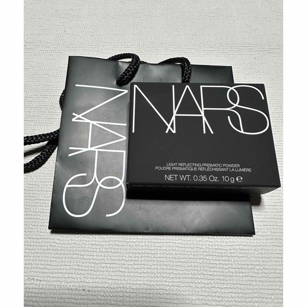 NARS ライトリフレクティングプリズマティックパウダー 4