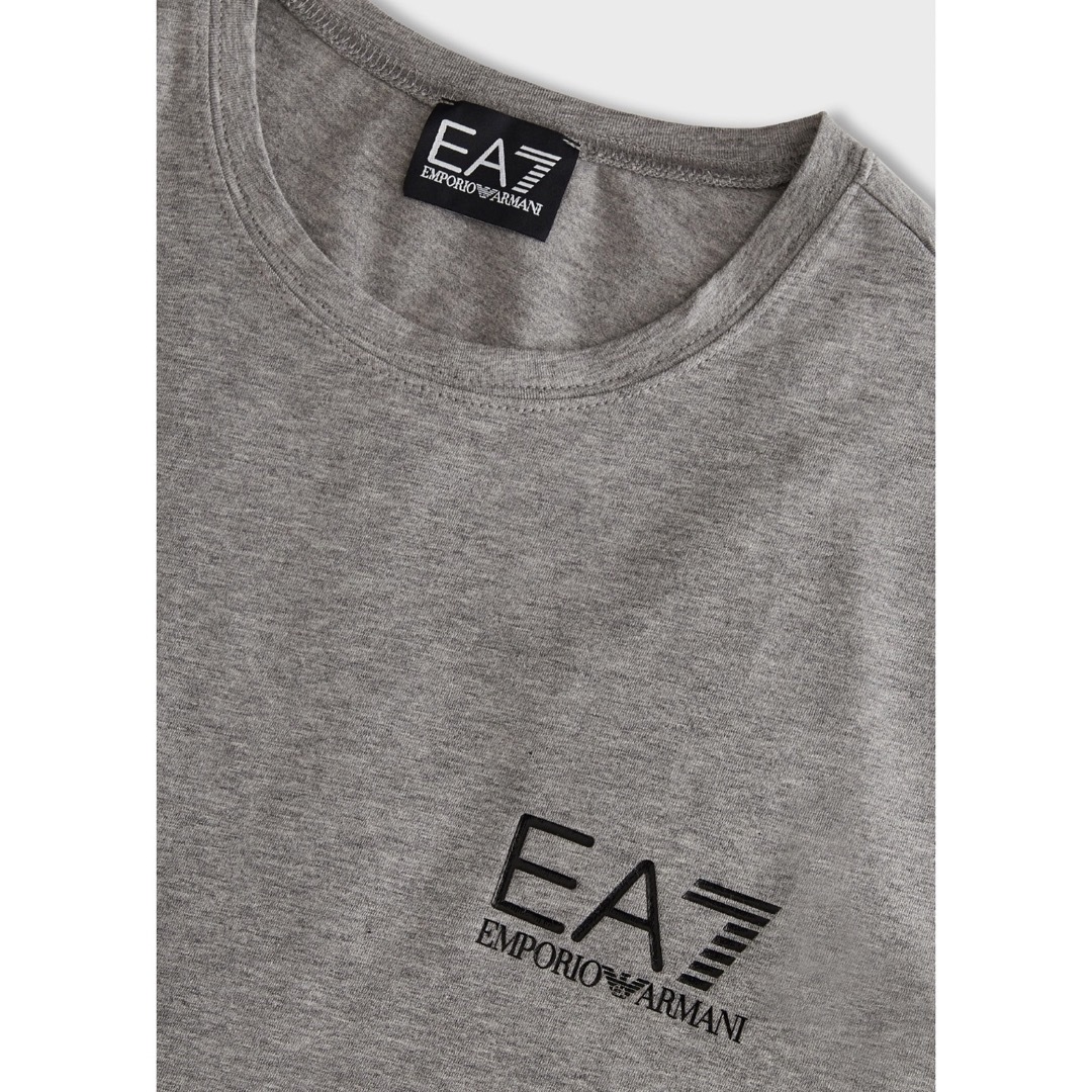 【新品未使用品】EMPORIO ARMANI EA7 半袖Tシャツ