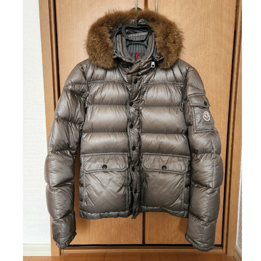 モンクレール ダウン　MONCLER HUBERT