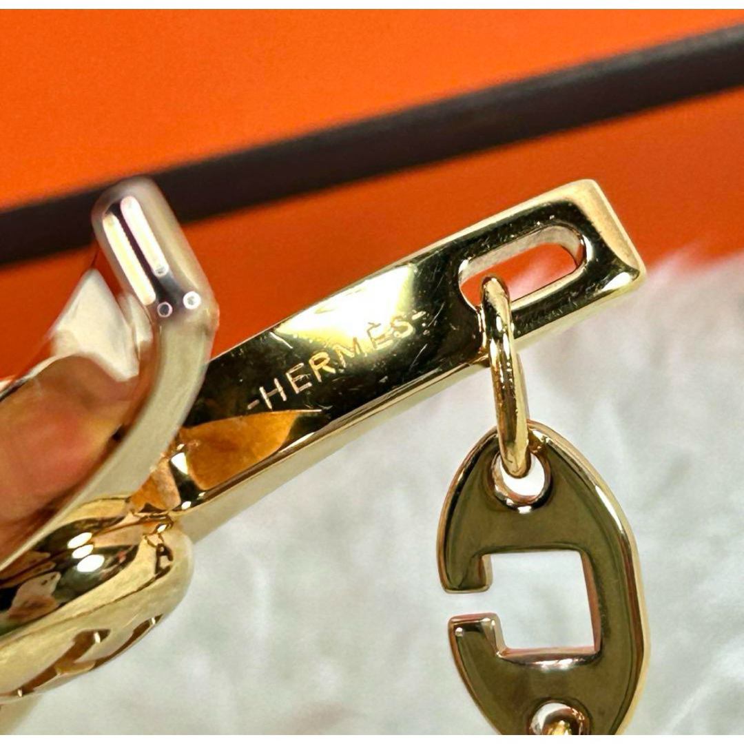 Hermes(エルメス)の美品　エルメス　HERMES グローブホルダー　フィルー　ゴールド レディースのアクセサリー(チャーム)の商品写真