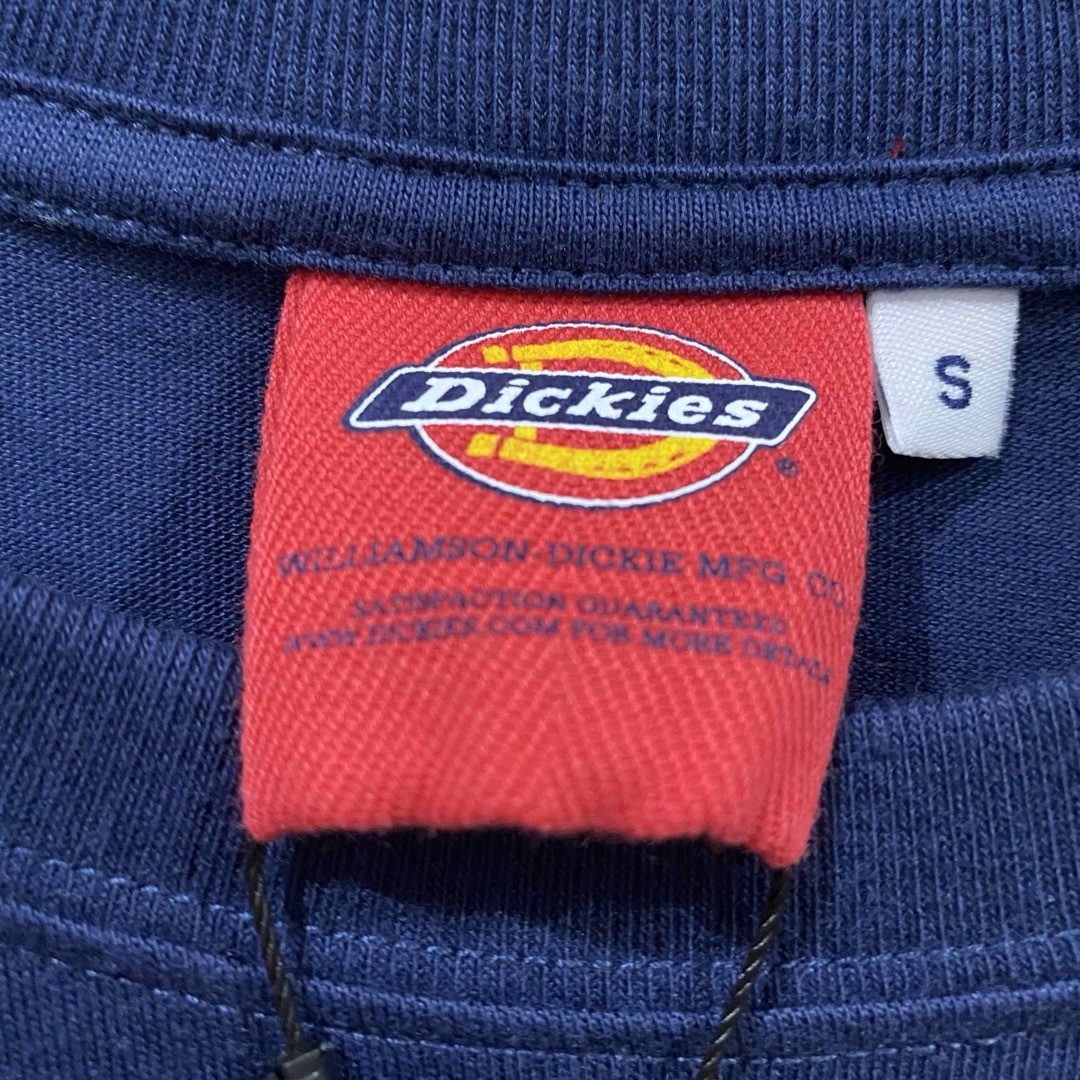 Dickies(ディッキーズ)の新品　Dickies ディッキーズ　ビッグロゴ　長袖Ｔシャツ　ロンＴ　Ｓ メンズのトップス(Tシャツ/カットソー(七分/長袖))の商品写真
