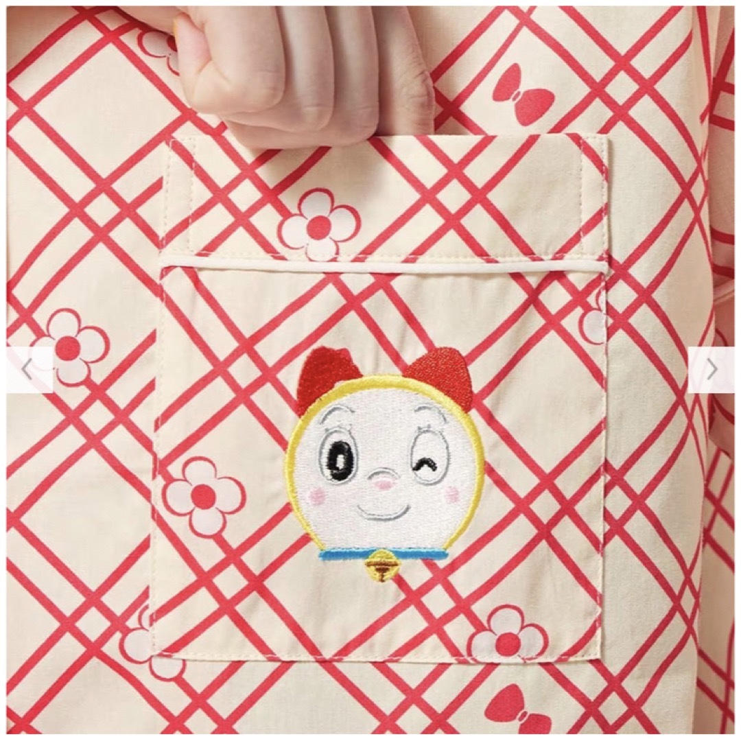 GU(ジーユー)のGU パジャマ(半袖&ロングパンツ) DORAEMON S レディースのルームウェア/パジャマ(パジャマ)の商品写真