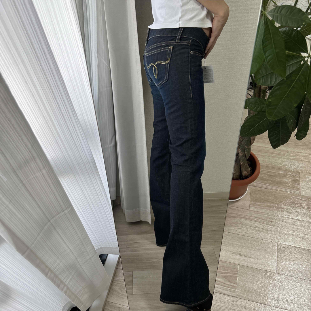 moussy(マウジー)のmoussy フレアデニムパンツ SLY rienda resexxy レディースのパンツ(デニム/ジーンズ)の商品写真