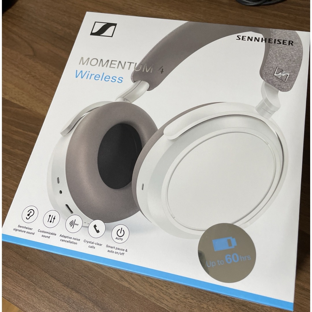 SENNHEISER(ゼンハイザー)のSENNHEISER MOMENTUM 4 Wireless スマホ/家電/カメラのオーディオ機器(ヘッドフォン/イヤフォン)の商品写真