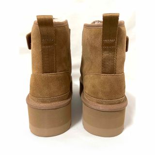 UGG - 24 ugg ブーツ ニューメルプラットフォーム 厚底 チェルシー ...