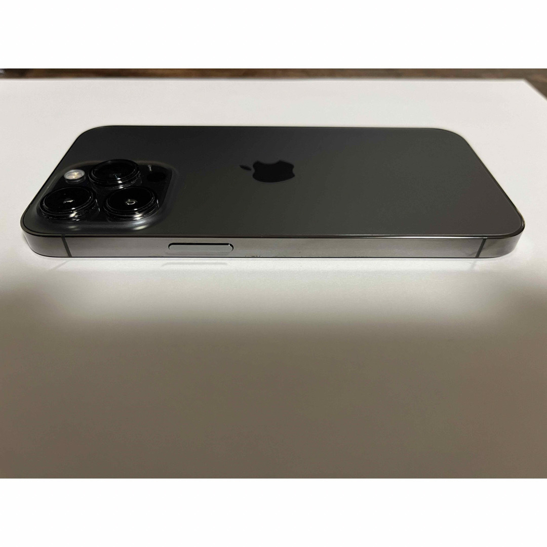 【美品】iPhone13pro 128gb グラファイト本体　Simフリー