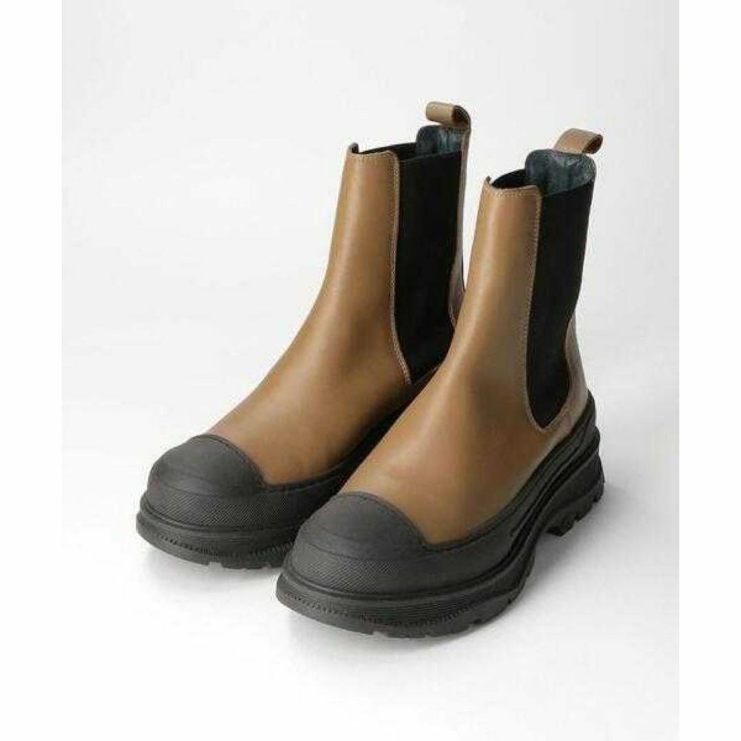 未使用品●FAEDA レザー キャップトゥ サイドゴアブーツ レディースの靴/シューズ(ブーツ)の商品写真