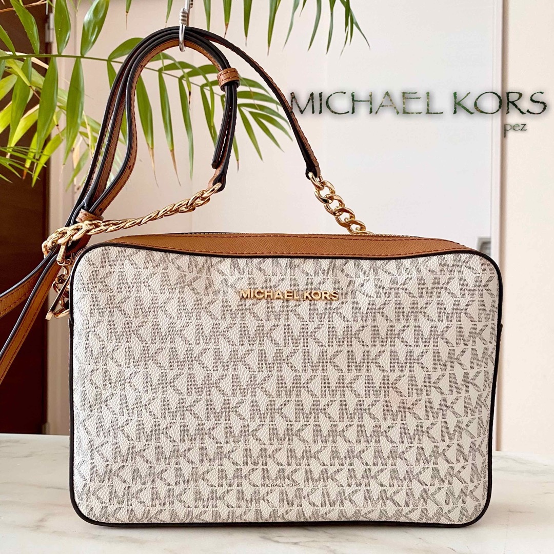 新品同様 MICHAEL KORS マイケルコース レザーショルダーバッグ-