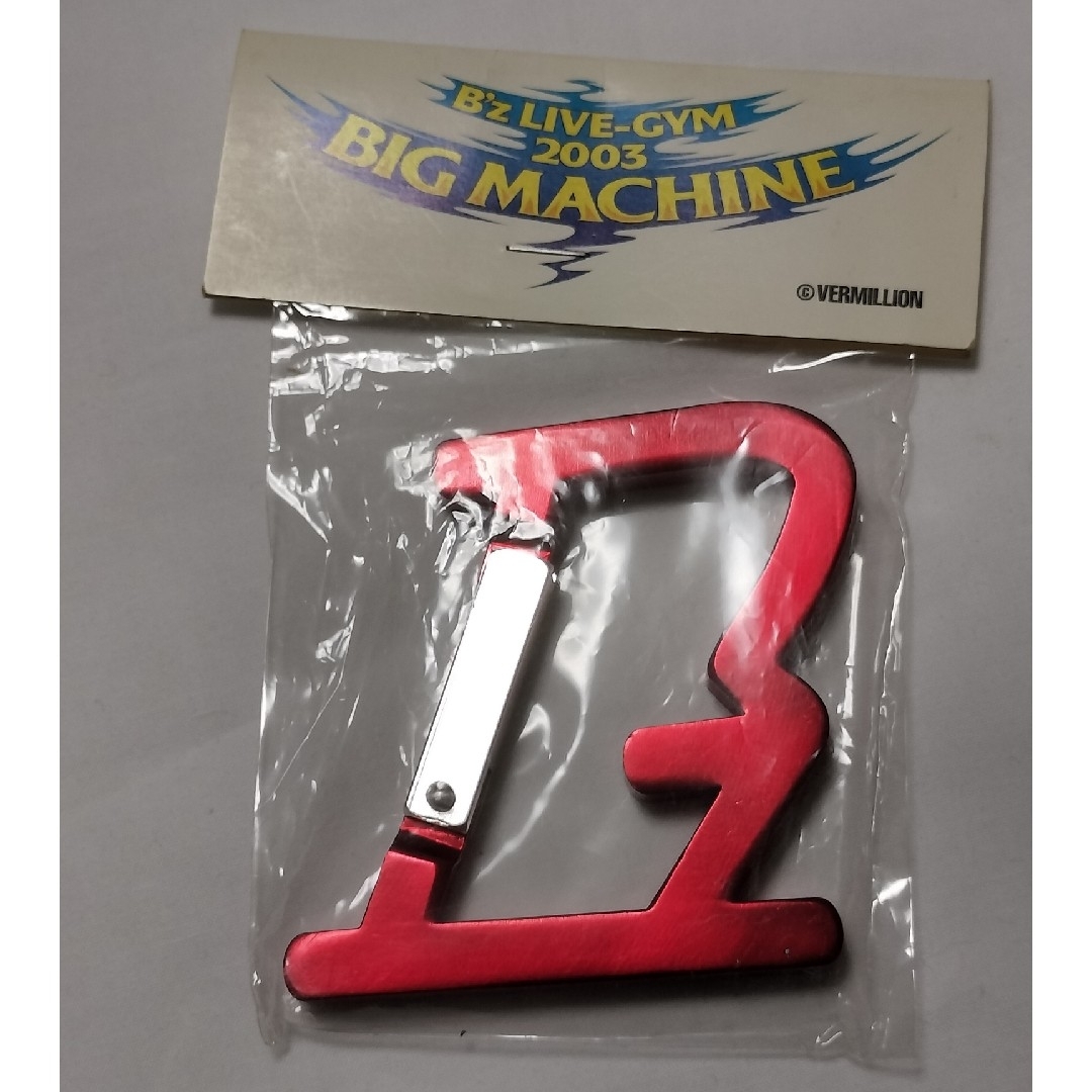 B'z(ビーズ)のB'z LIVE-GYM  2003 BIG MACHINE キーホルダー エンタメ/ホビーのタレントグッズ(ミュージシャン)の商品写真