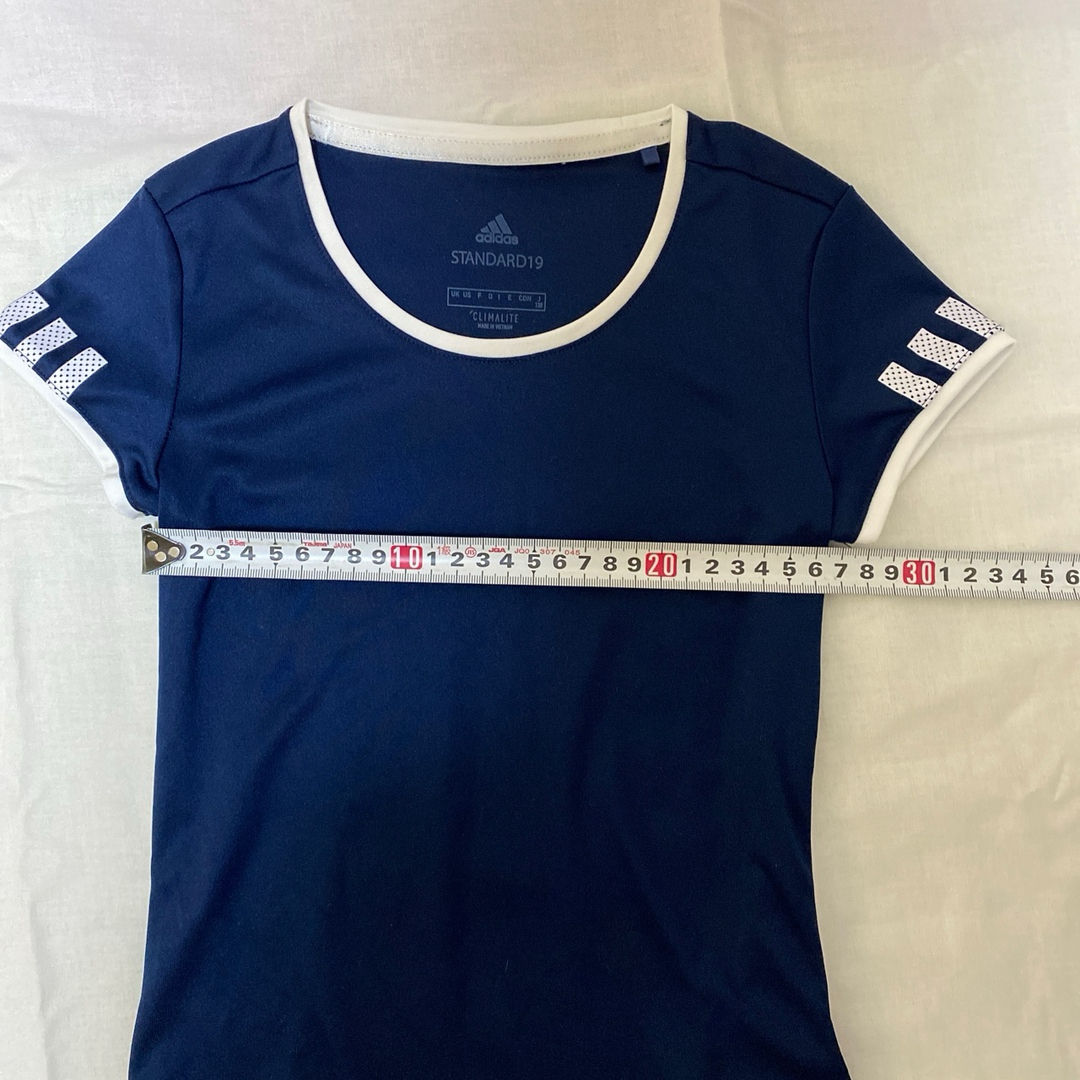 adidas(アディダス)のアディダス　130 Tシャツ＆スコート キッズ/ベビー/マタニティのキッズ服女の子用(90cm~)(Tシャツ/カットソー)の商品写真