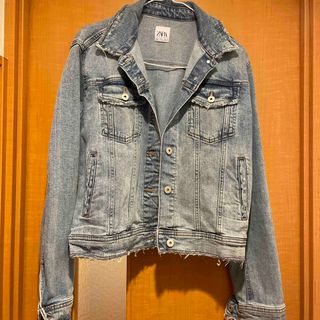 新品タグ付き♡zara ザラ ダメージデニムジャケット Gジャン ポケット付き