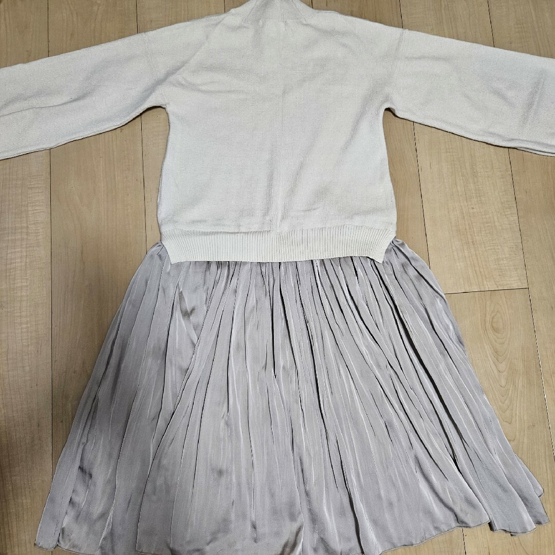 GLOBAL WORK(グローバルワーク)のGLOBAL WORK ワンピース 切り替え プリーツ 140 キッズ/ベビー/マタニティのキッズ服女の子用(90cm~)(ワンピース)の商品写真