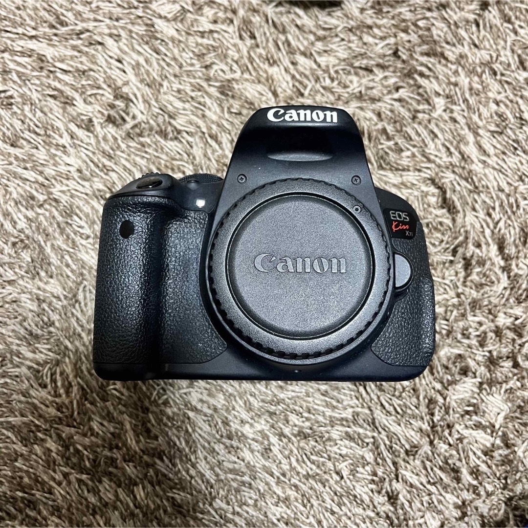 Canon Kiss X7i 一眼レフ　デジカメ　カメラ