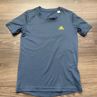 アディダス(adidas)のadidas Tシャツ130男の子(Tシャツ/カットソー)