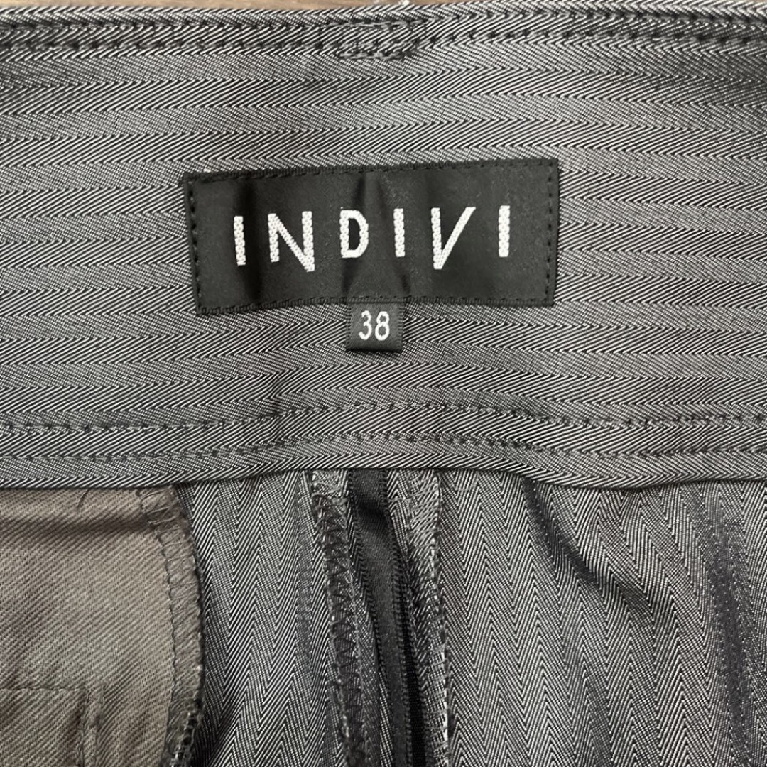 INDIVI(インディヴィ)のINDIVI フレアパンツ　 レディースのパンツ(カジュアルパンツ)の商品写真