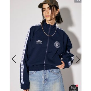 マウジー(moussy)のMOUSSY UMBRO JERSEY トップス♡ネイビー(その他)