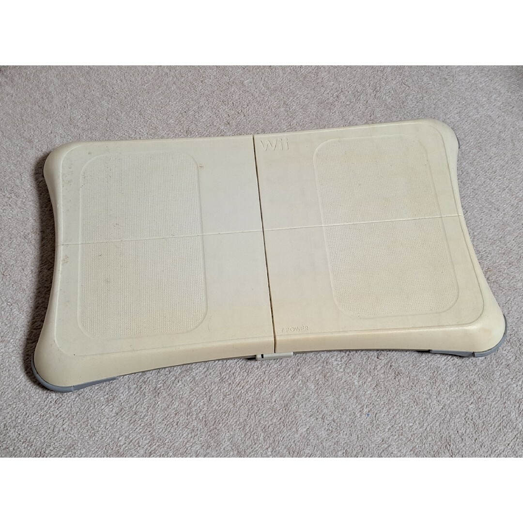 【まとめ値下中】Wii Fit バランスボード ホワイト ソフト シリコンカバー 1