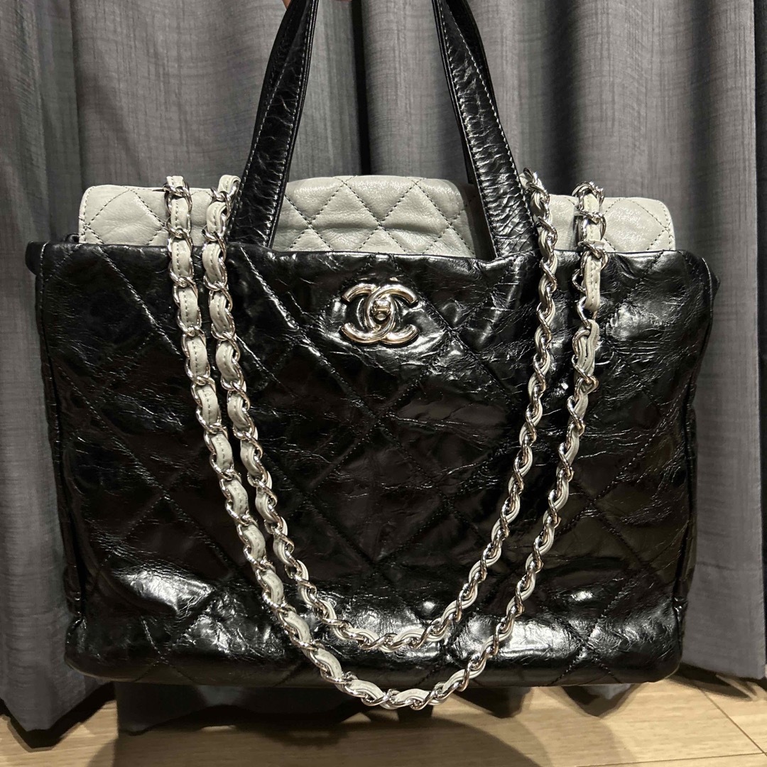 トートバッグCHANEL　カーフスキン　チェーン　トートバッグ