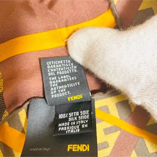 FENDI - 希少 FENDI フェンディ スカーフ ズッカ柄 シルク イタリア製 ...