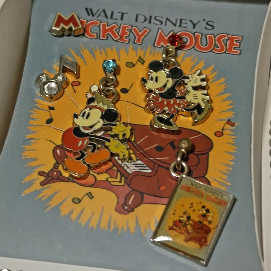 Disney - ピアスセット「ミッキーマウス&ミニーマウス」の通販 by