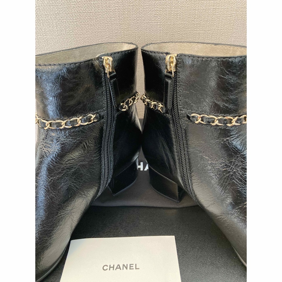 【新品未使用】CHANELシャネル　チェーン付きショートブーツ　37