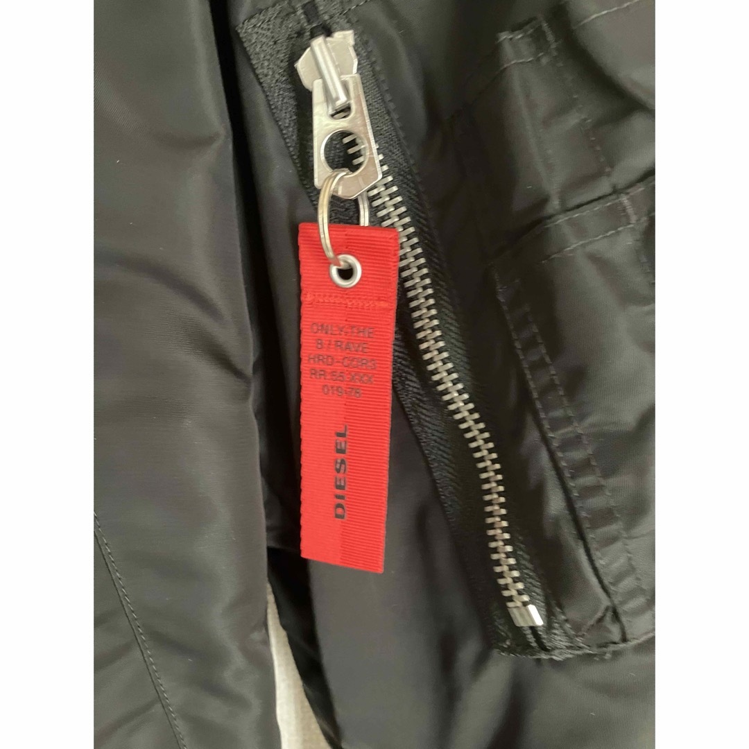 DIESEL(ディーゼル)のDIESEL J-TANKER JACKET ナイロンジャケット(無心4様専用) メンズのジャケット/アウター(ナイロンジャケット)の商品写真