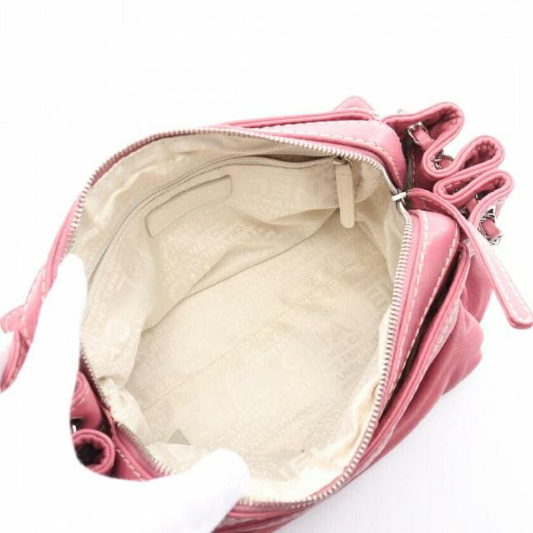 CHANEL(シャネル)の チェーンショルダーバッグ ラムスキン ピンク シルバー金具 ロゴ レディースのバッグ(ショルダーバッグ)の商品写真