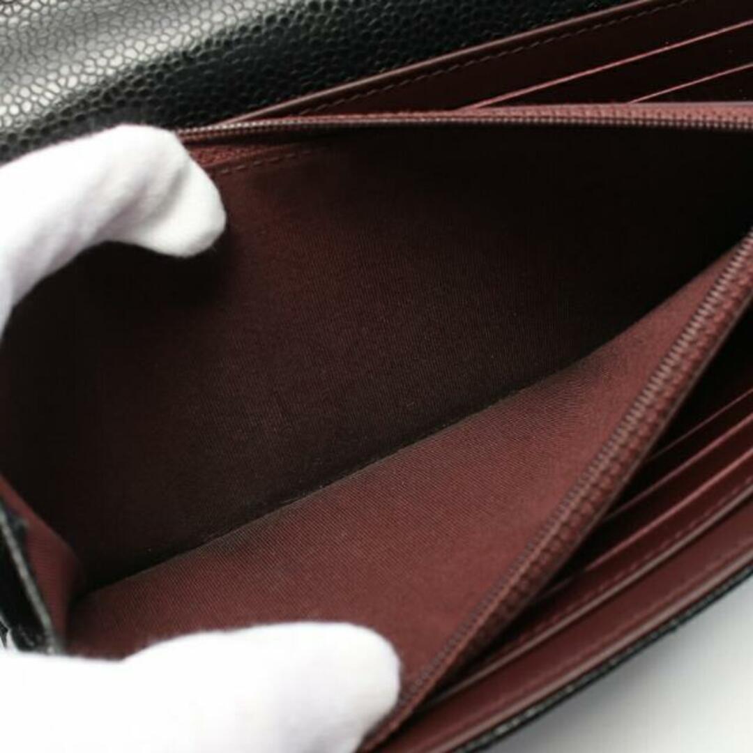 CHANEL(シャネル)のマトラッセ 二つ折り長財布 キャビアスキン ブラック ゴールド金具 レディースのファッション小物(財布)の商品写真