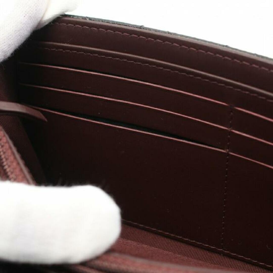 CHANEL(シャネル)のマトラッセ 二つ折り長財布 キャビアスキン ブラック ゴールド金具 レディースのファッション小物(財布)の商品写真