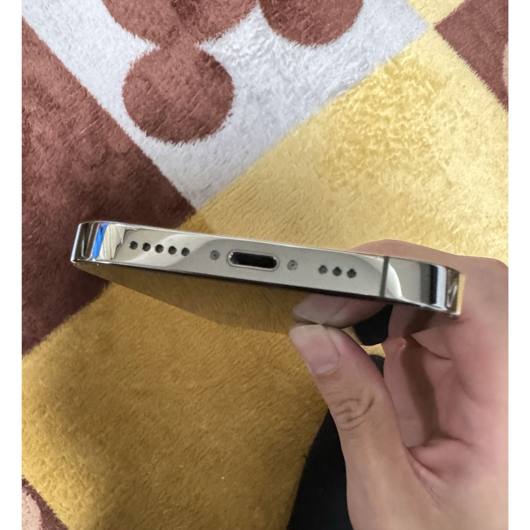 iPhone13pro グラファイト　256GB