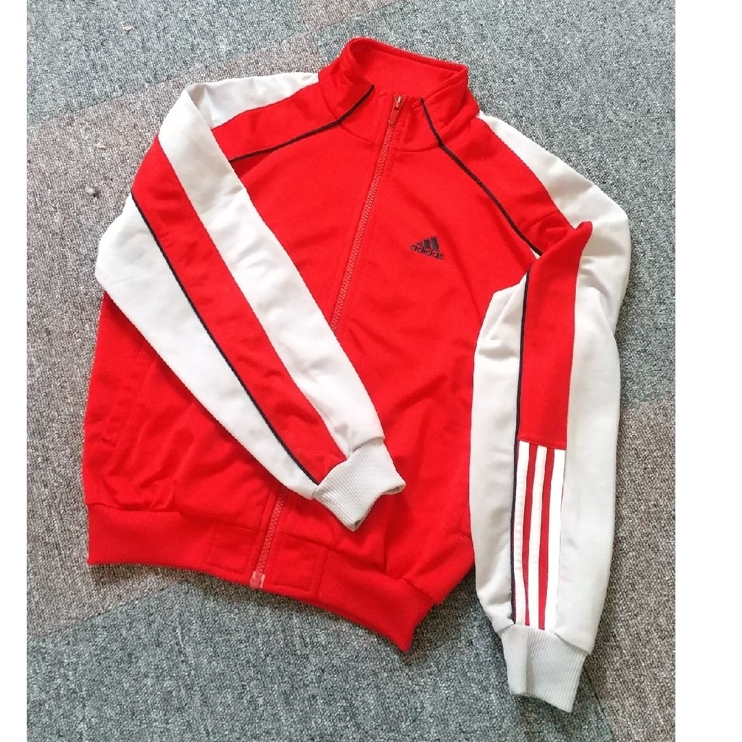 adidas(アディダス)のアディダス　ジャージ　１４０ キッズ/ベビー/マタニティのキッズ服男の子用(90cm~)(ジャケット/上着)の商品写真