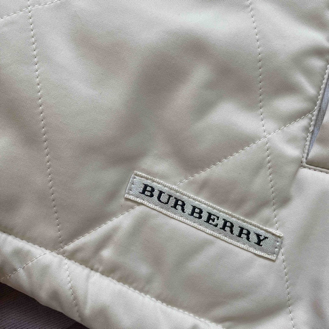 BURBERRY(バーバリー)のバーバリー　ベスト メンズのジャケット/アウター(その他)の商品写真