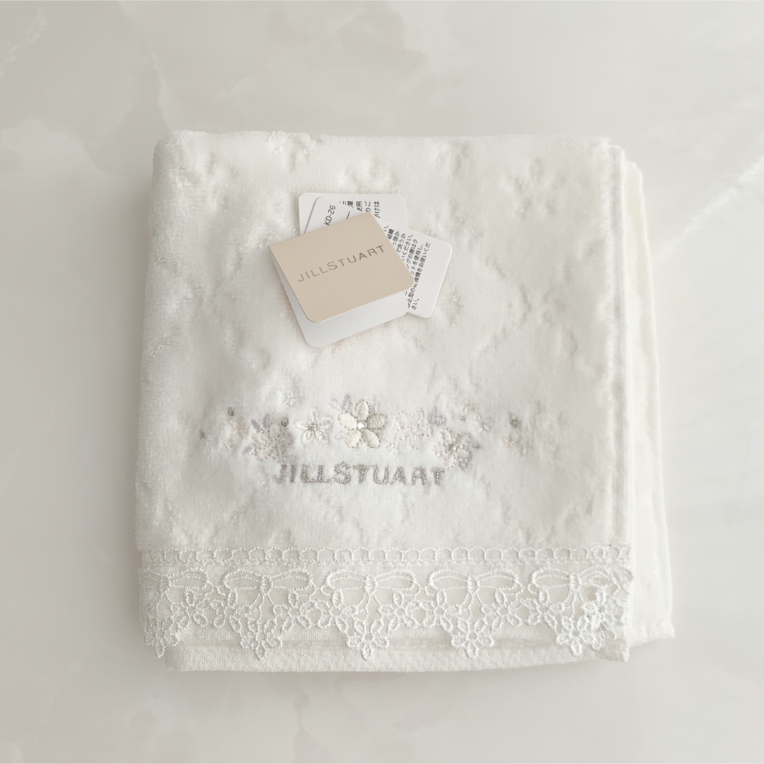 JILLSTUART(ジルスチュアート)のJILL STUART タオルハンカチ レディースのファッション小物(ハンカチ)の商品写真