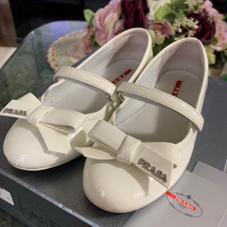 PRADA　キッズ　パンプス　PRA-001 未使用【歳末大幅値下げ！爆絶】