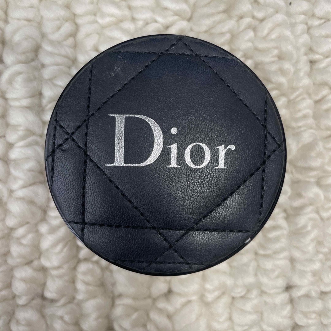 Dior(ディオール)のディオール　クッションファンデーション　ケースのみ コスメ/美容のベースメイク/化粧品(ファンデーション)の商品写真