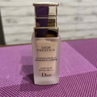 Dior - ディオールプレステージホワイトルプロテクターUVルミエール ...