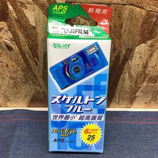 フジフイルム(富士フイルム)の【Sお730】FUJIFILM 写ルンです スケルトンブルー　期限切れ　未開封(フィルムカメラ)