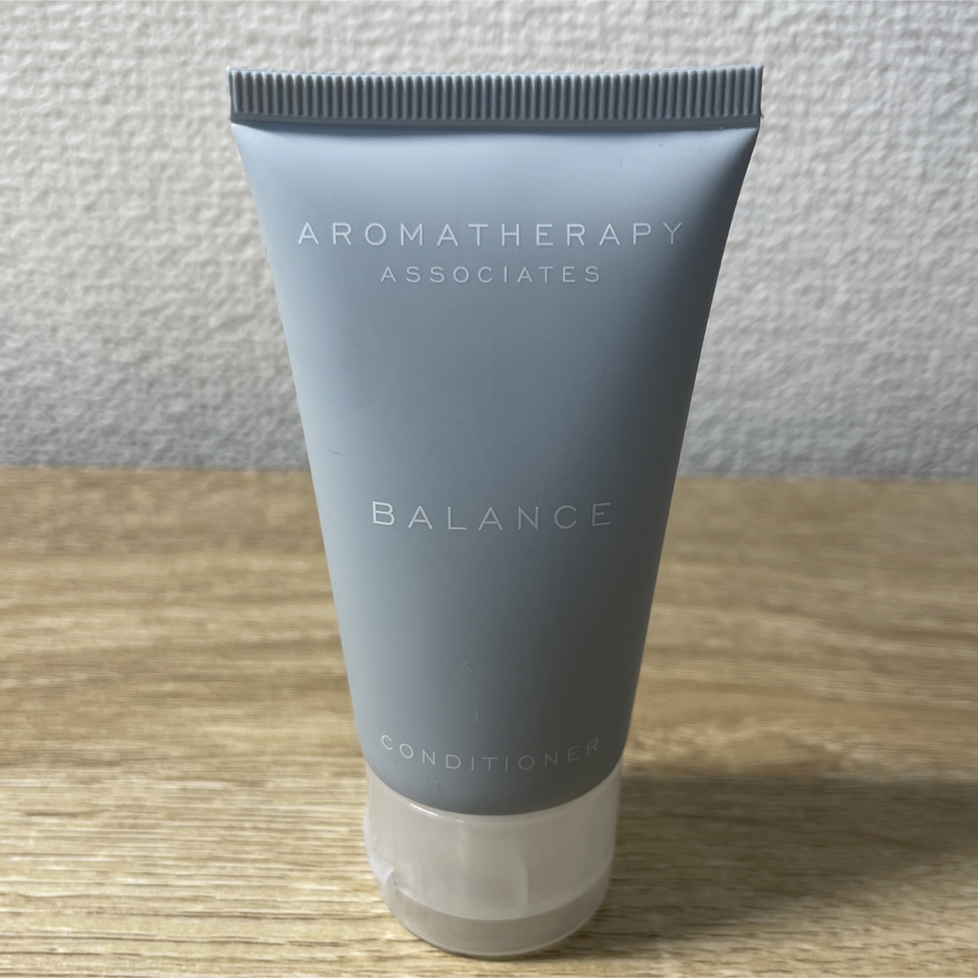 AROMATHERAPY ASSOCIATES(アロマセラピーアソシエイツ)の新品未使用 アロマセラピーアソシエイツ シャンプーセット ボディケアセット コスメ/美容のキット/セット(サンプル/トライアルキット)の商品写真