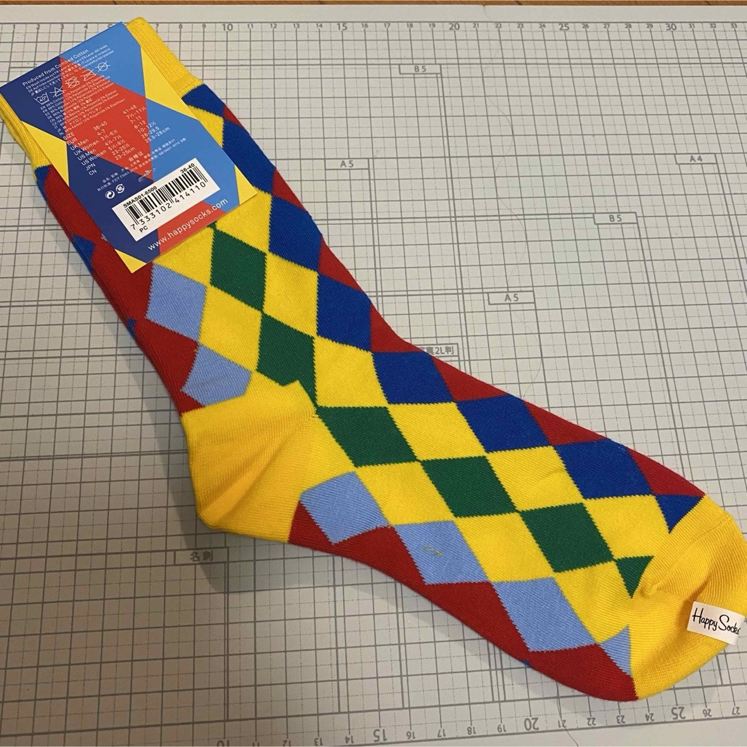 Happy Socks(ハッピーソックス)の新品未使用品 ハッピーソックス 靴下 アーガイル・チェック カラフル レディースのレッグウェア(ソックス)の商品写真