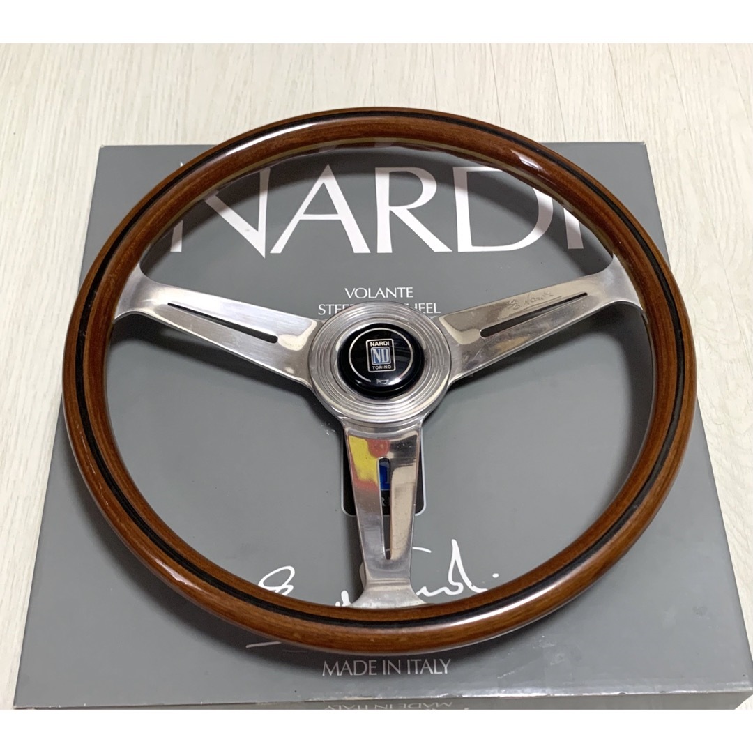 希少【NARDI Classic】36.5Φ ウッドステアリング　ナルディ