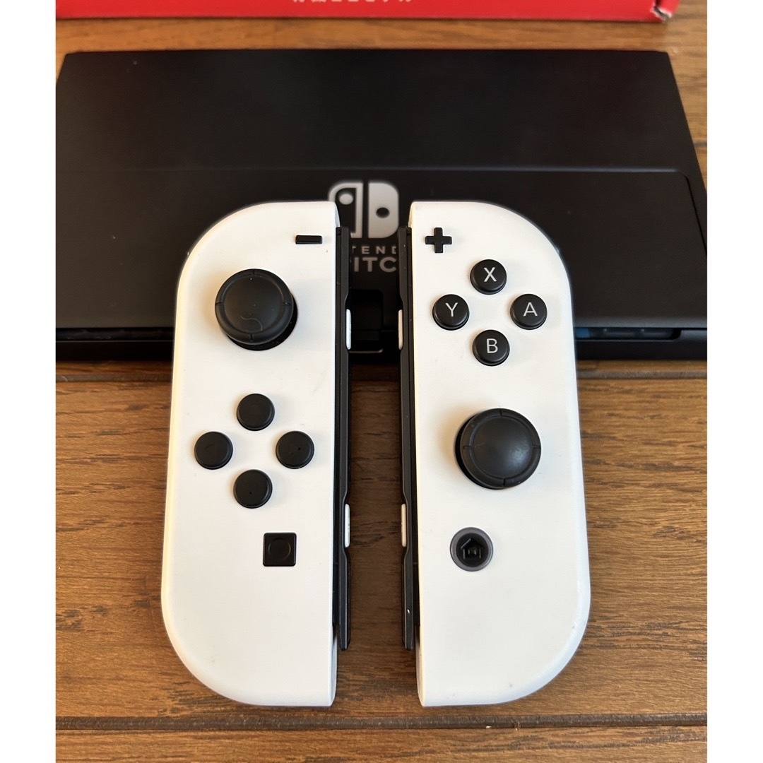 Nintendo Switch 有機ELモデル ホワイト 本体 Nintendo Switch 有機ELモデル ホワイト 本体