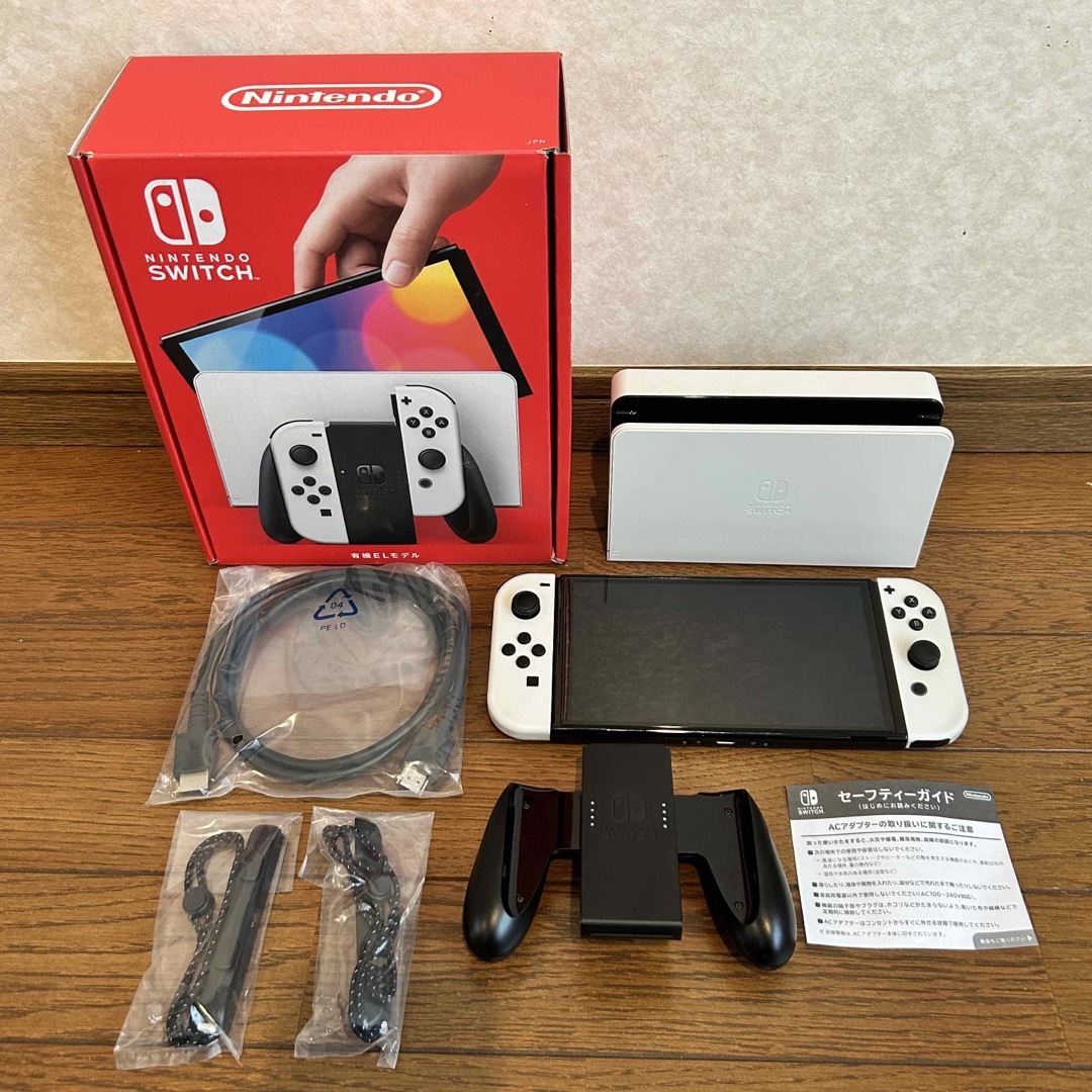 Nintendo Switch 有機ELモデル ホワイト 本体 Nintendo Switch 有機ELモデル ホワイト 本体
