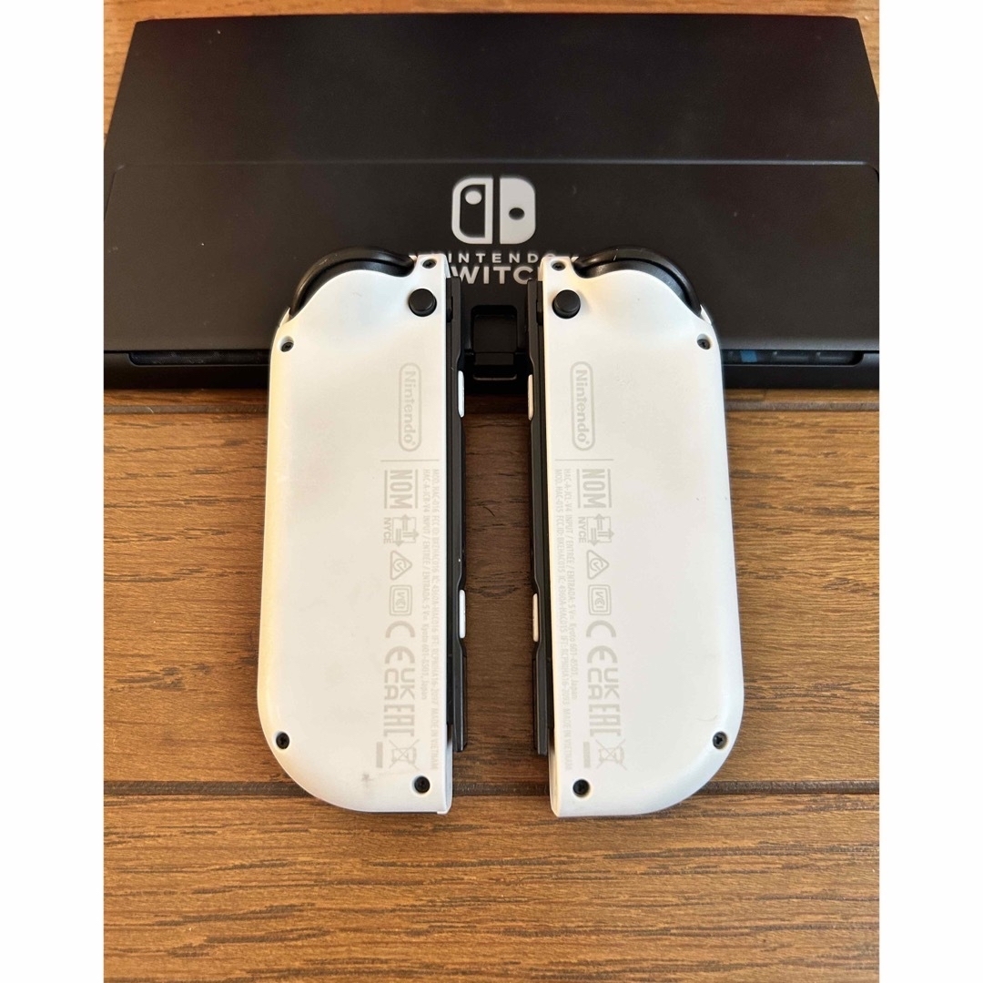 Nintendo Switch 有機ELモデル ホワイト 本体 Nintendo Switch 有機ELモデル ホワイト 本体