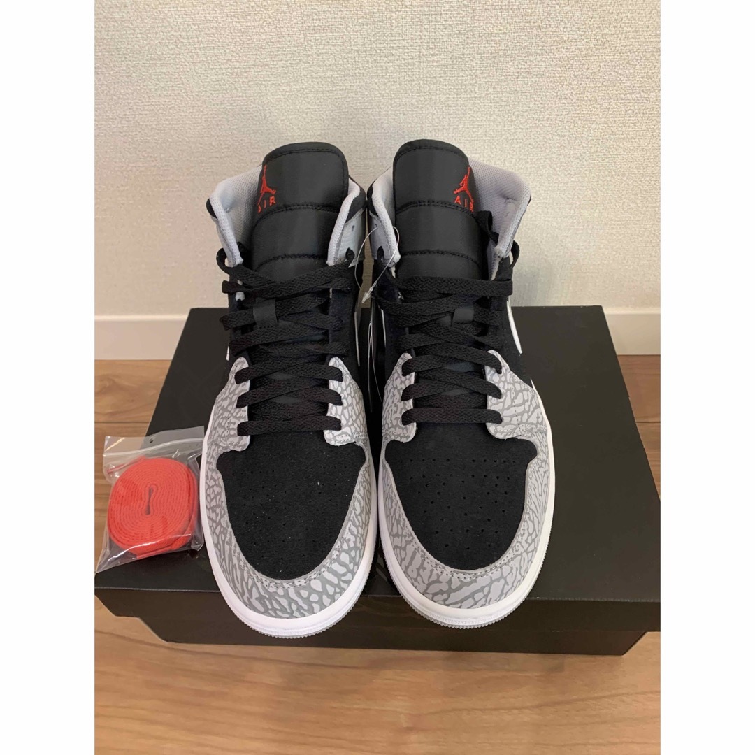 AIR JORDAN 1 MID SE  エレファント トゥ 美品 セメント