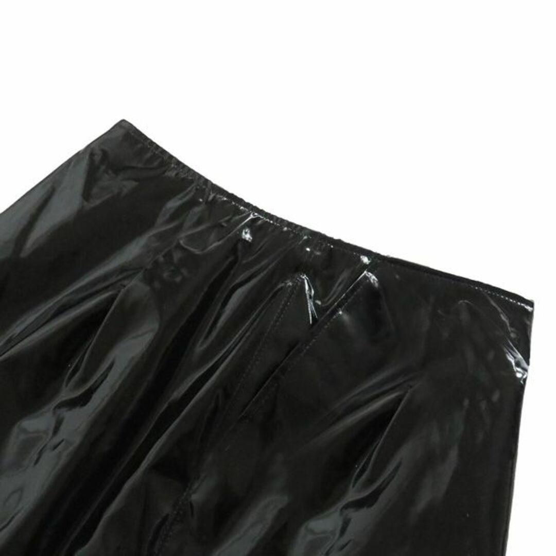 Gucci(グッチ)の極美品 GUCCI グッチ 21AW 669706 フロントベルト PVC ビニールエフェクト プリーツ スカート 36 45877 レディースのスカート(ひざ丈スカート)の商品写真