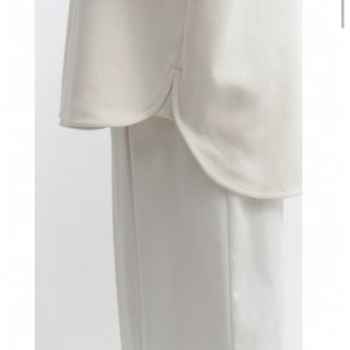 Drawer - 新品タグ付き yori チャンキーヘムラウンドTee 2023AWの通販